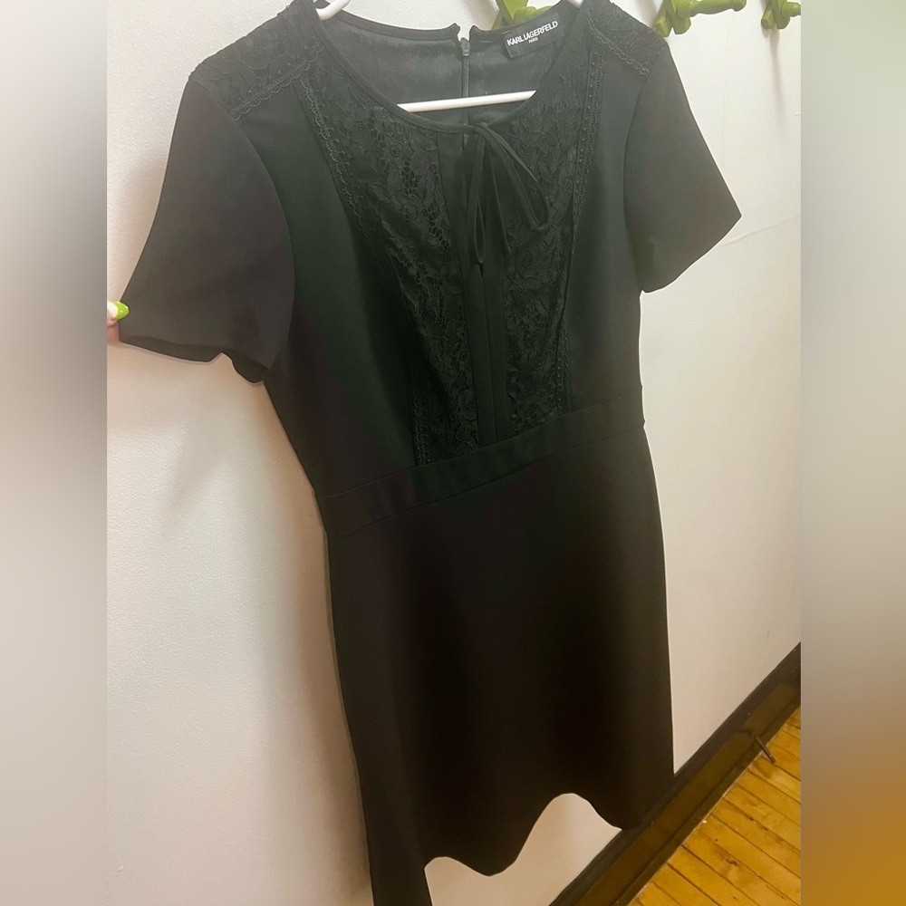 Karl Lagerfeld Paris 🌹 Lace Bib Sheath Dress - Picture 4 of 6